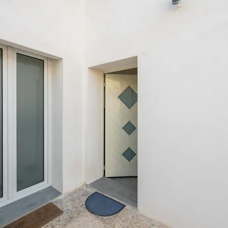 Casa Claudia * 阿塞米尼